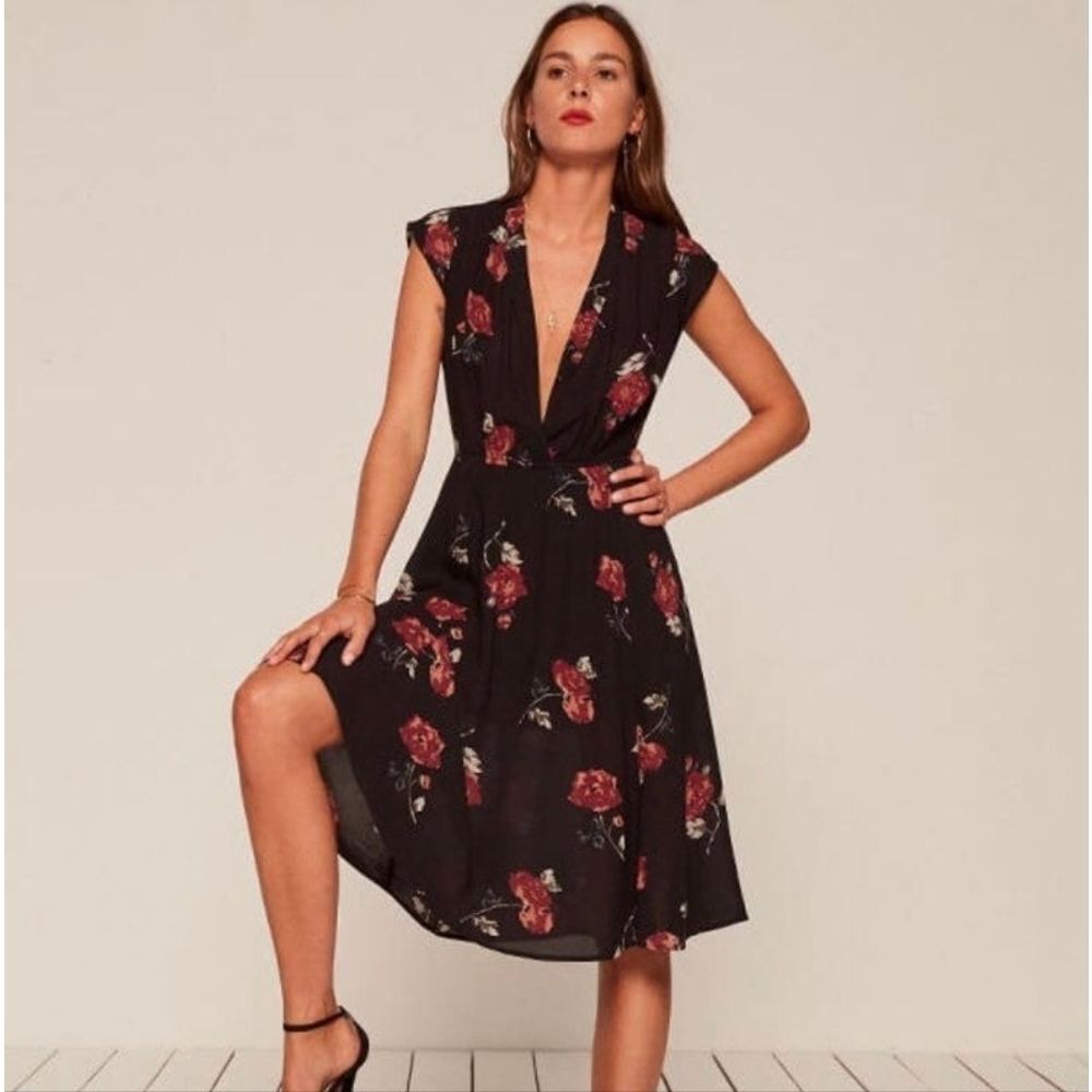 Reformation Sandra Plunge Wrap Maxi Dress Short Sleeve Rose Print Small